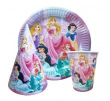 Набір посуду «Принцеси біля рожевого замку» 