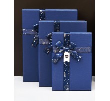 Коробка подарункова картон Темно синя з космічним бантом (набор 3 шт.) L велика 